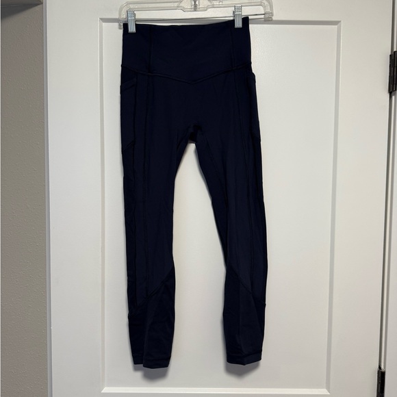 Lululemon All The Right Places Crop II *23" True Navy Size 4 - Picture 4 of 7